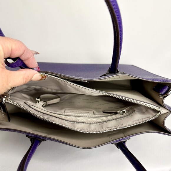 Michael Kors Mercer Studio Lg Conv Tote & Large Wallet/Phone Case Wristlet - Picture 9 of 14